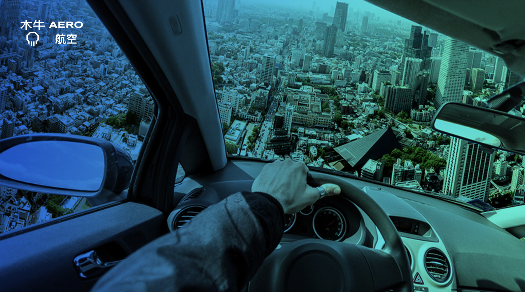 女警察脱了内裤掀起裙子被打屁股