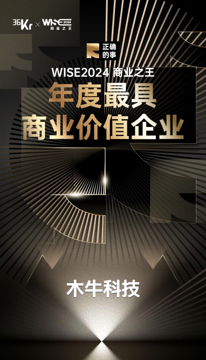 女警察脱了内裤掀起裙子被打屁股