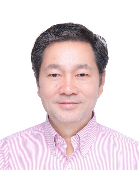 女警察脱了内裤掀起裙子被打屁股