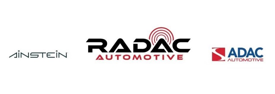 女警察脱了内裤掀起裙子被打屁股