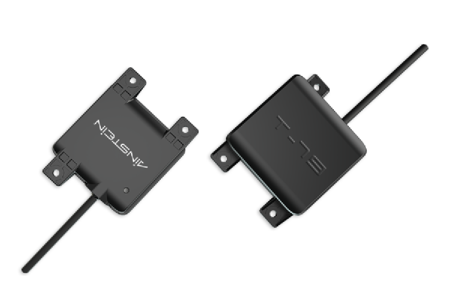 女警察脱了内裤掀起裙子被打屁股